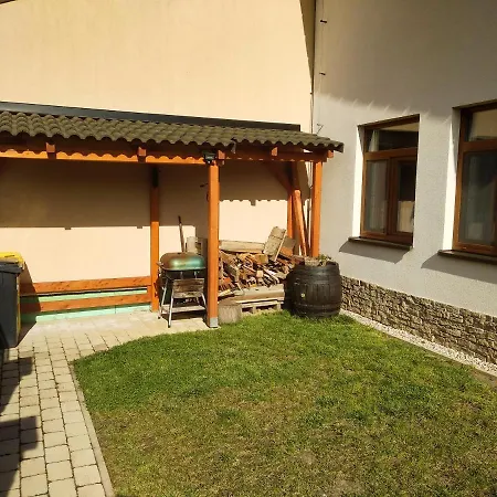 Mikulecky Kutloch Apartment *