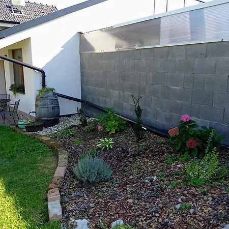 Mikulecky Kutloch דירה