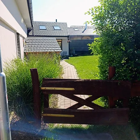 Mikulecky Kutloch דירה